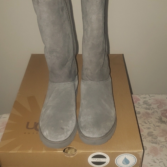 UGG, Knee-length knee. - Picture 4 of 6